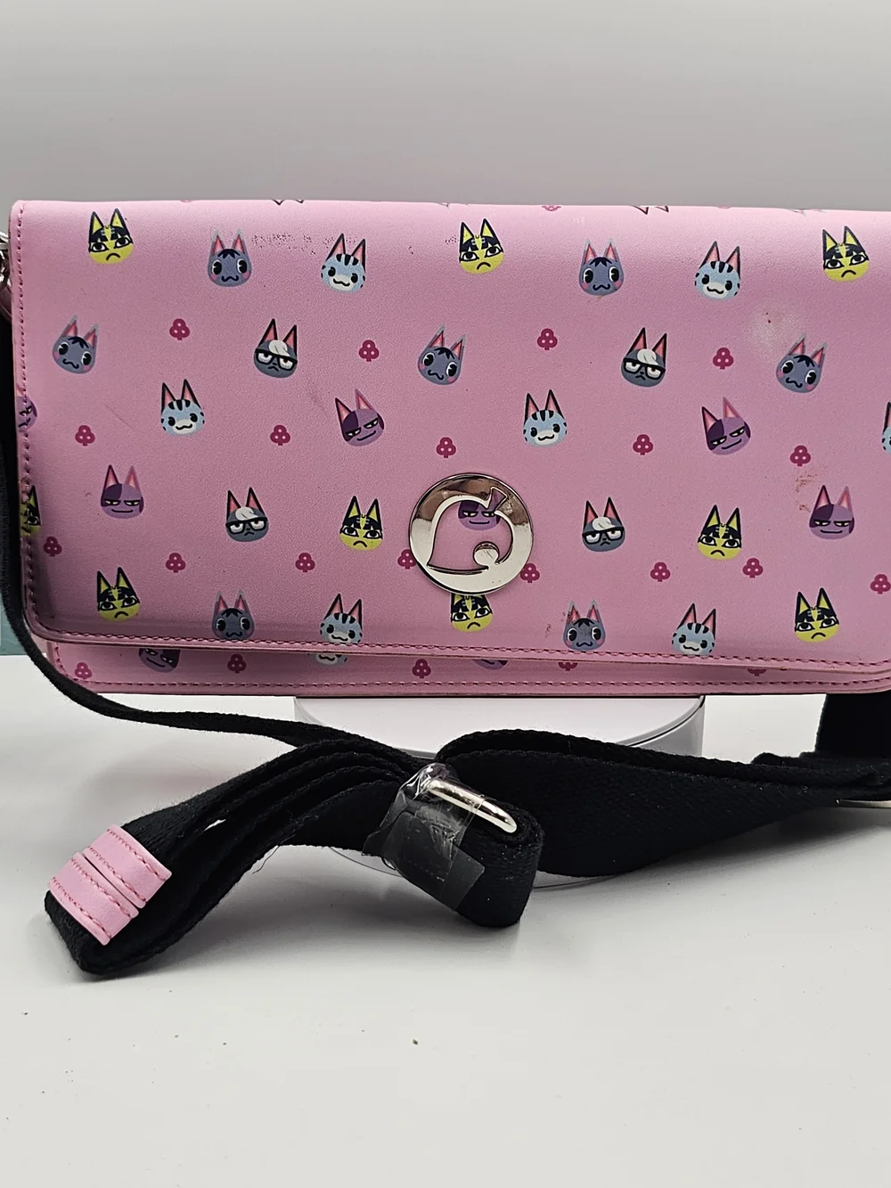 NWT Nintendo Switch Animal Crossing Sling Bag